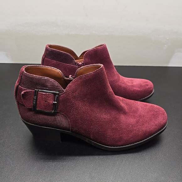 Vionic Wine Red Suede Ankle Boots with Buckles Ama Booties Sz 7.5 - Picture 2 of 11